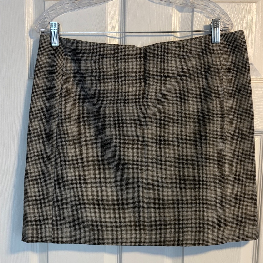 Banana Republic Gray Checkered Mini Skirt